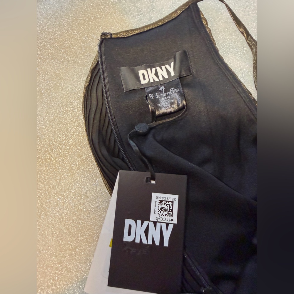 DKNY Black and Gold metallic pleated fabric Dress - Picture 8 of 9